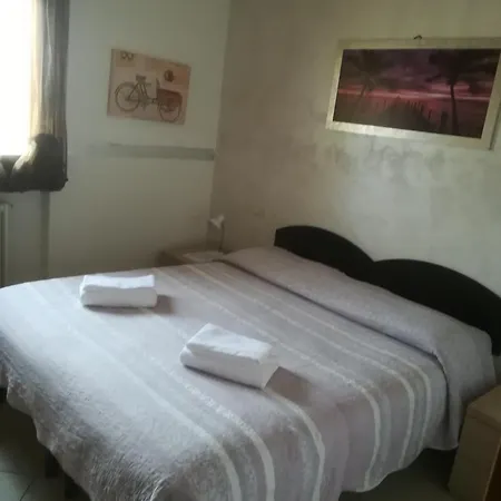 La Madonnina Vacation Flats Apartamento Peschiera del Garda